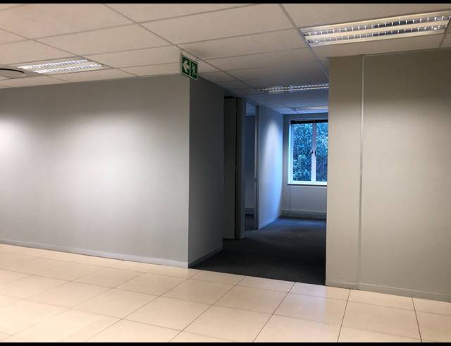 611M² OFFICE TO LET IN WIERDA VALLEY